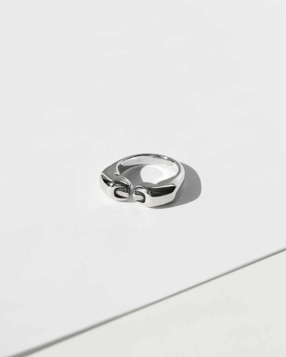 ring_finger_silver_2.jpg