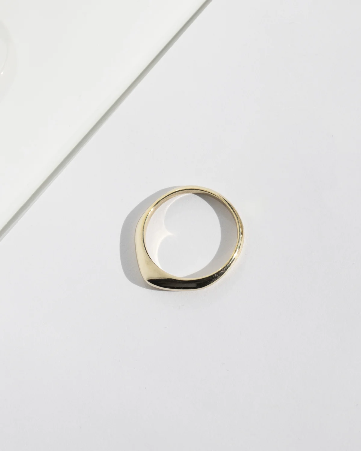 ring_stacker_bronze_narrow_1.jpg