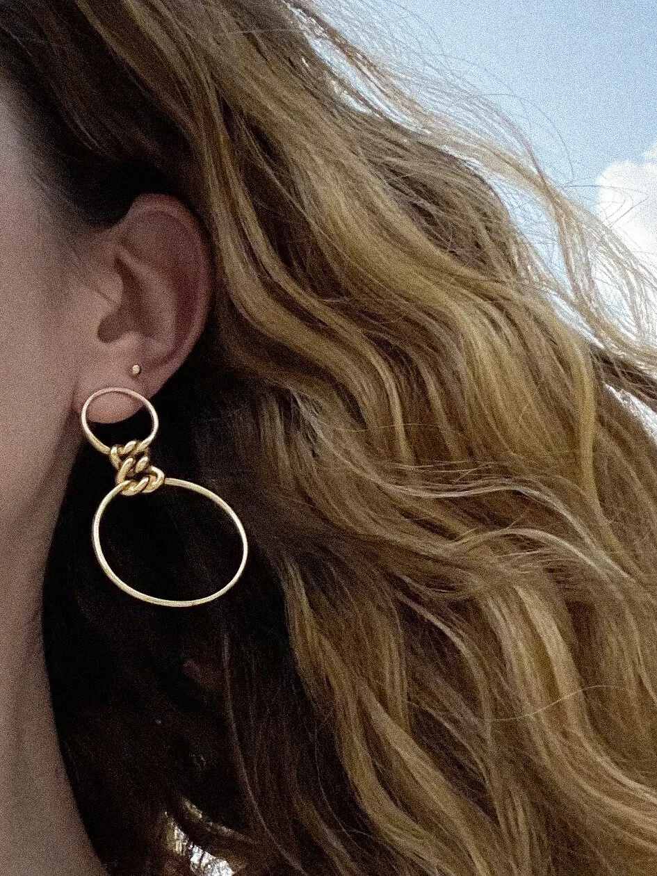 DDBAE9B8-2BC5-4F71-8138-E37C430660D3