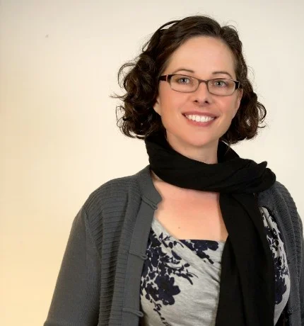 Dr. Nathalie Departe