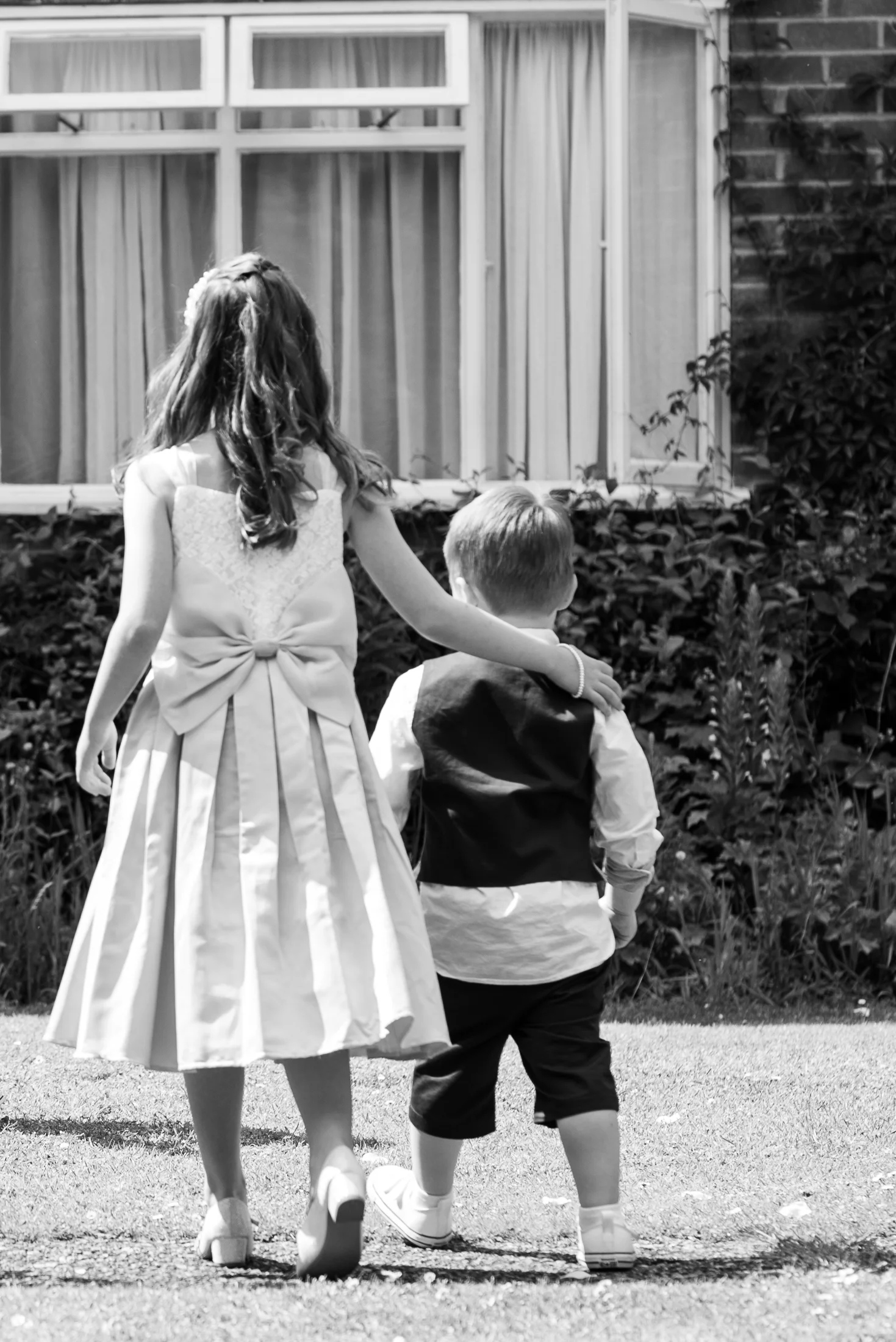 natural-wedding-photographer-Berkshire-13.jpg