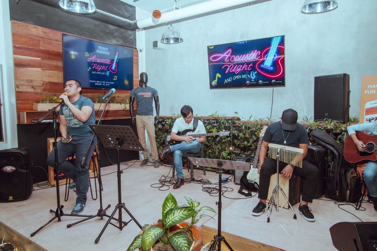 Acoustic and Open Mic Night, 17 January 2019