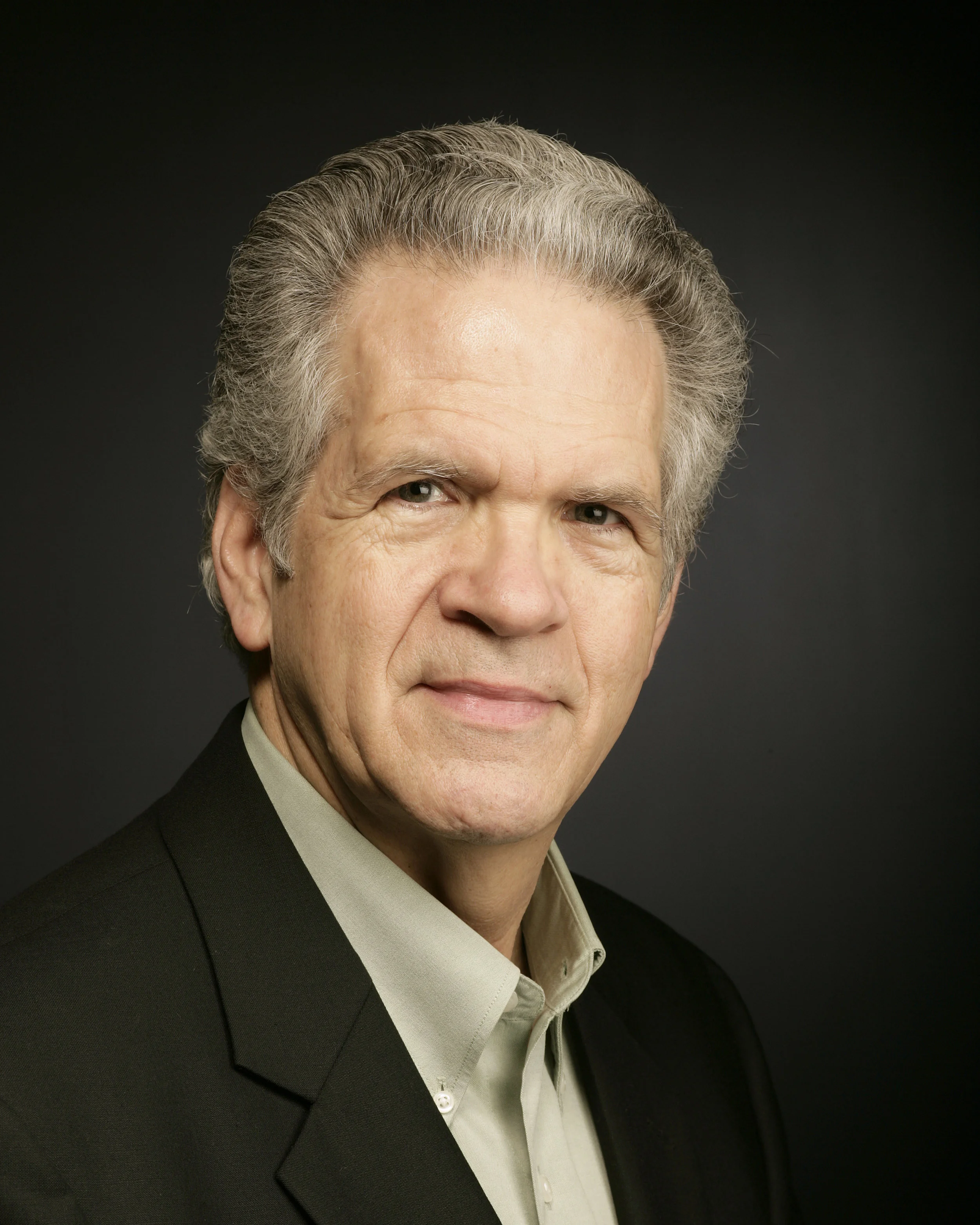 William_Stone Headshot 2017.jpg