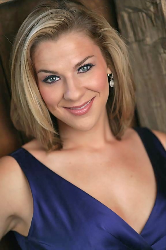 Catherine Martin , Wowkle