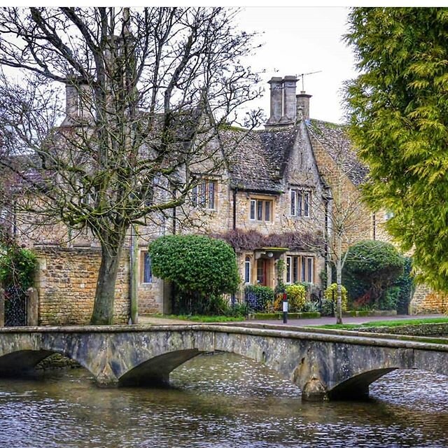 Something I learnt when I designed our first home when I  was 23, way before I did it for a job, was that what the front elevation of the house that greets you when you come home tired and weary is so important. I put a lot of effort into the floor p