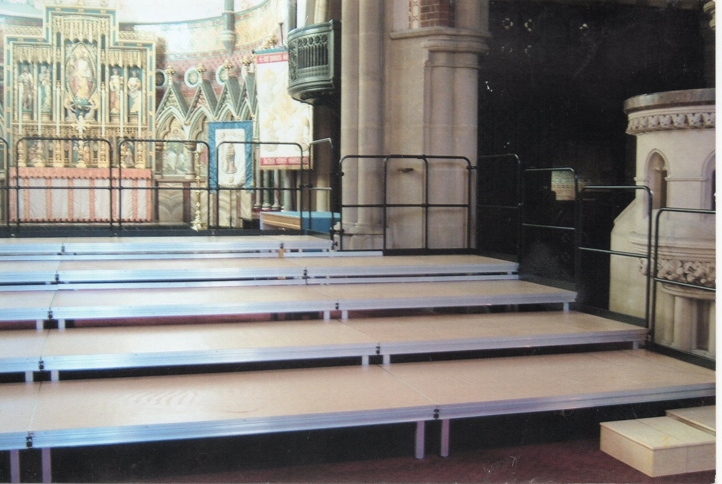 Staging002.jpg