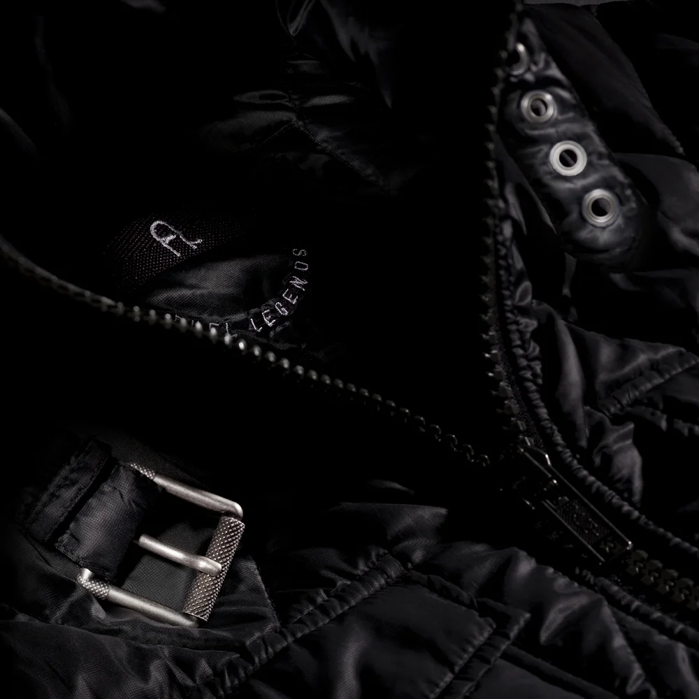 model_1_schwarz_detail_1_a01.jpg