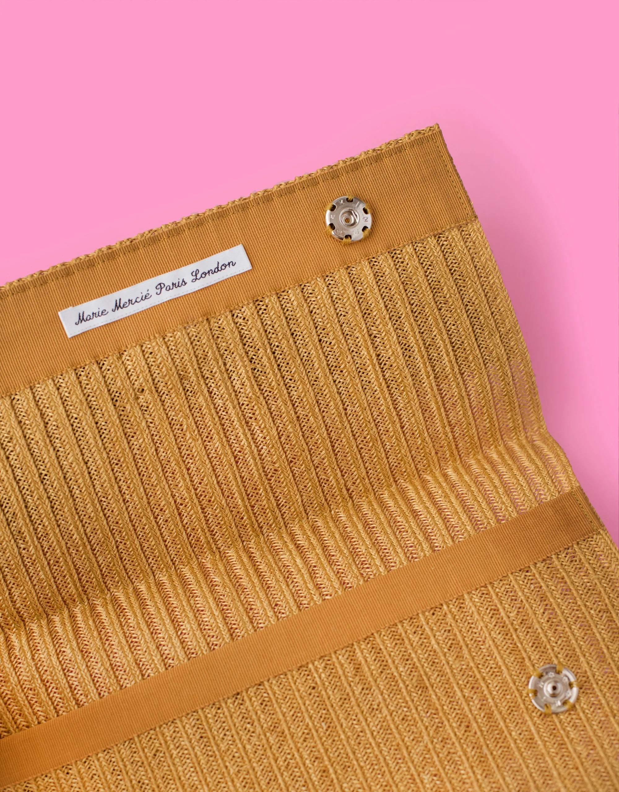 CROP_Pochettes cisale 04.jpg