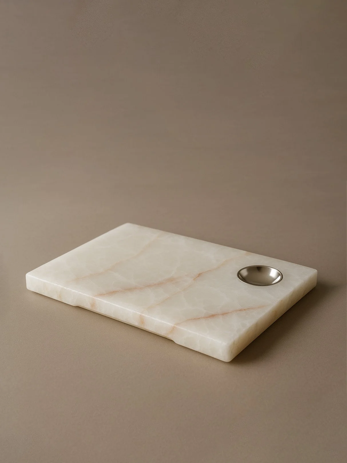 Onyx Bread Board_1.jpg