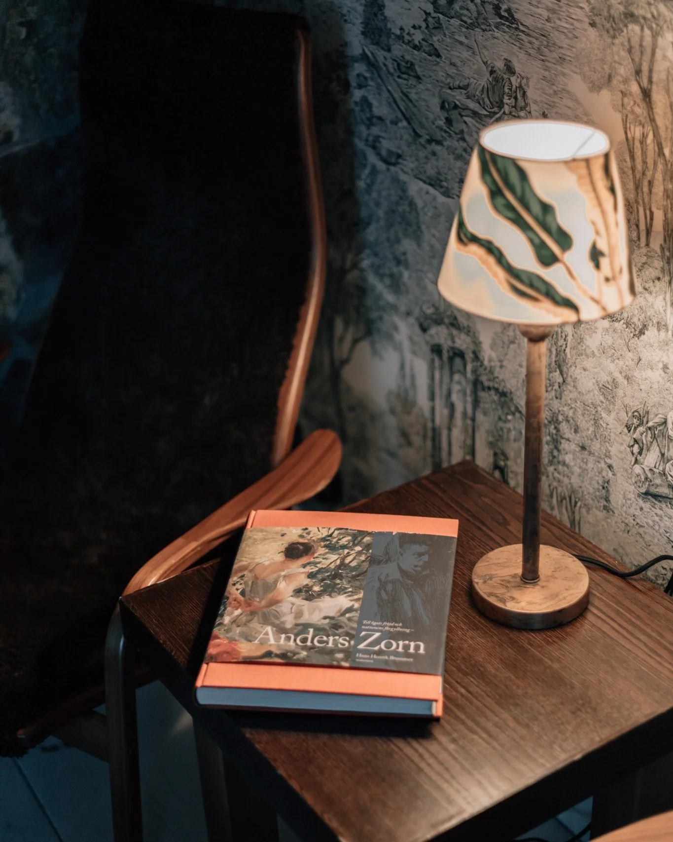 Vintern h&auml;r p&aring; g&aring;rden smakar alltid lite extra gott, kanske f&ouml;r att man f&aring;r kasta av sig pj&auml;xorna och g&aring; raka v&auml;gen in i bastun, och avsluta kv&auml;llen med middag i v&aring;r viltrestaurang 🤎

Och ja, Vi