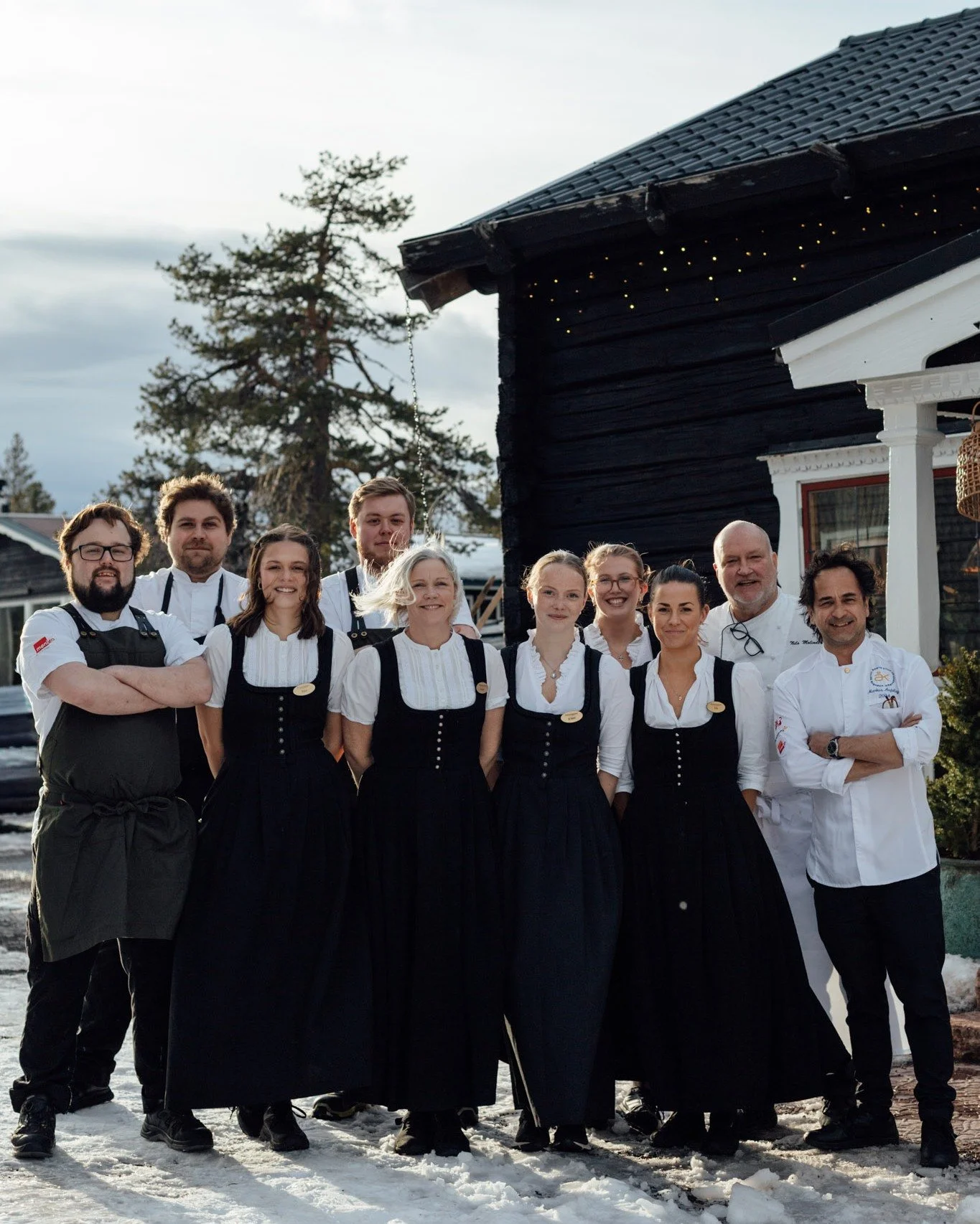 Vilken kv&auml;ll det var ig&aring;r!
Four Hands Dinner med @nisse.molinder &amp; @markusaujalay . St&auml;mningen, maten, allt.

Varmt v&auml;lkomna till alla som bokat denna sista kv&auml;ll! 🌱