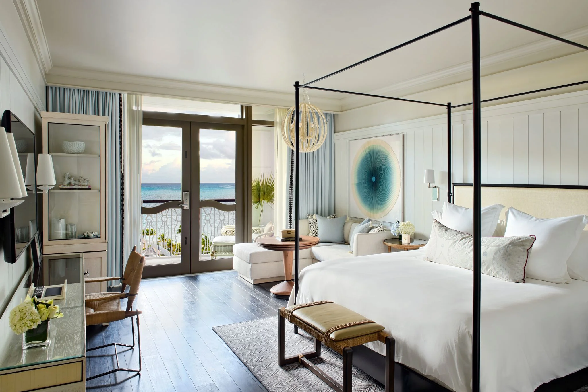 King Room_Wide View_preview.jpg