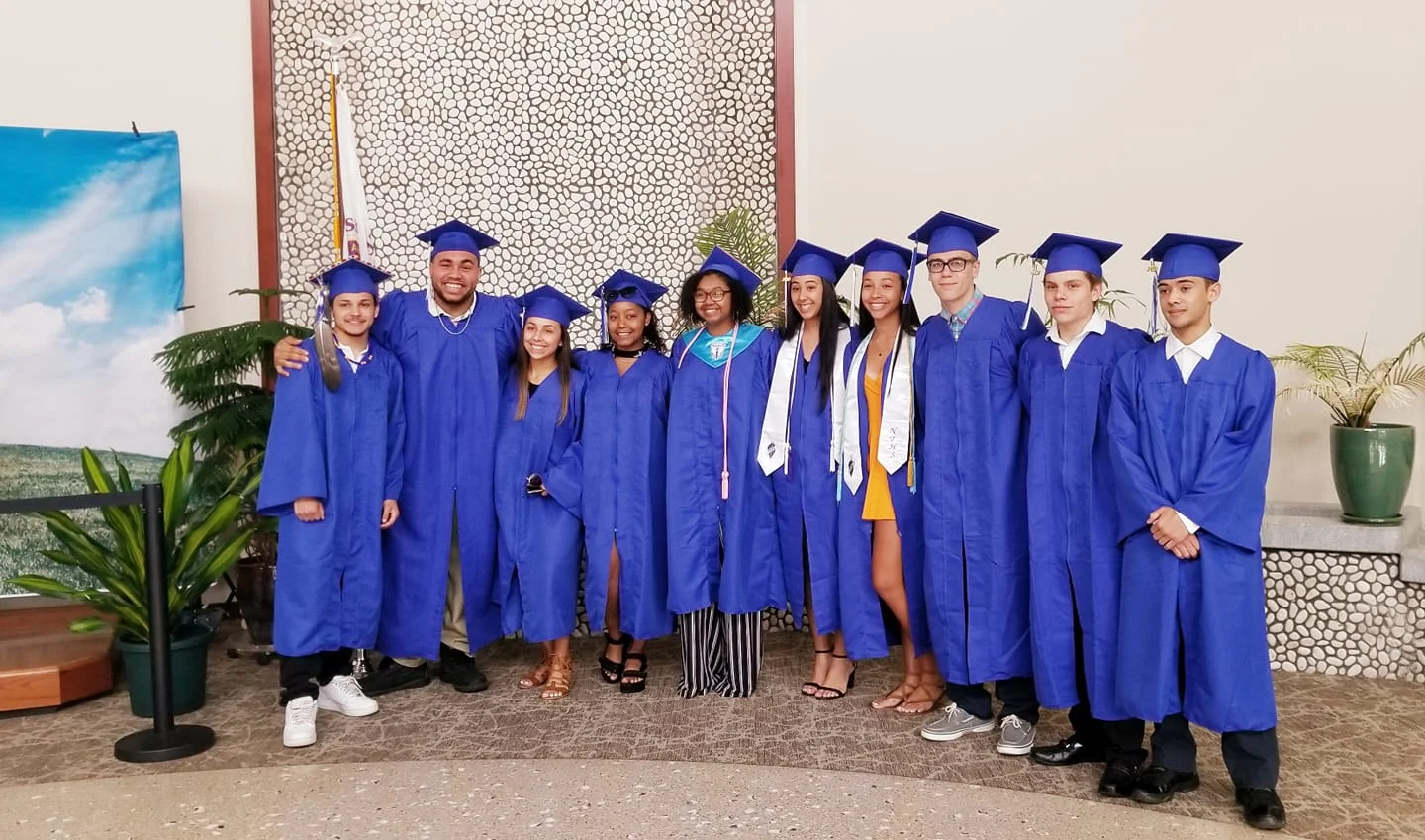 MHSGrads2019.jpg