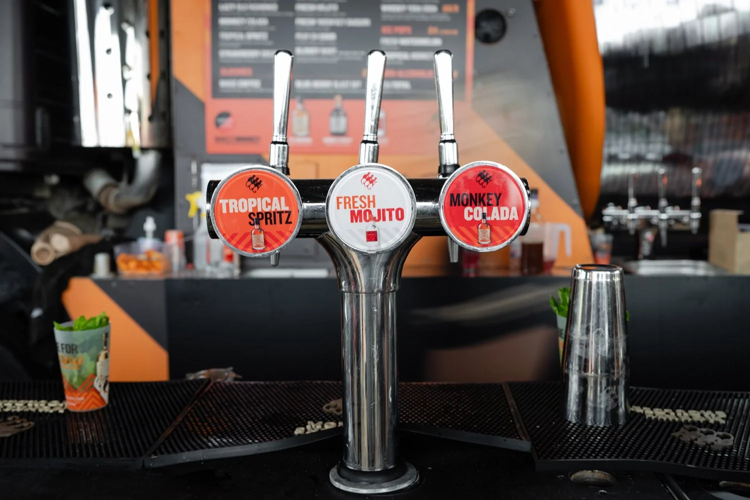Monkey Shoulder festival experience – taps & frog-eye lenses