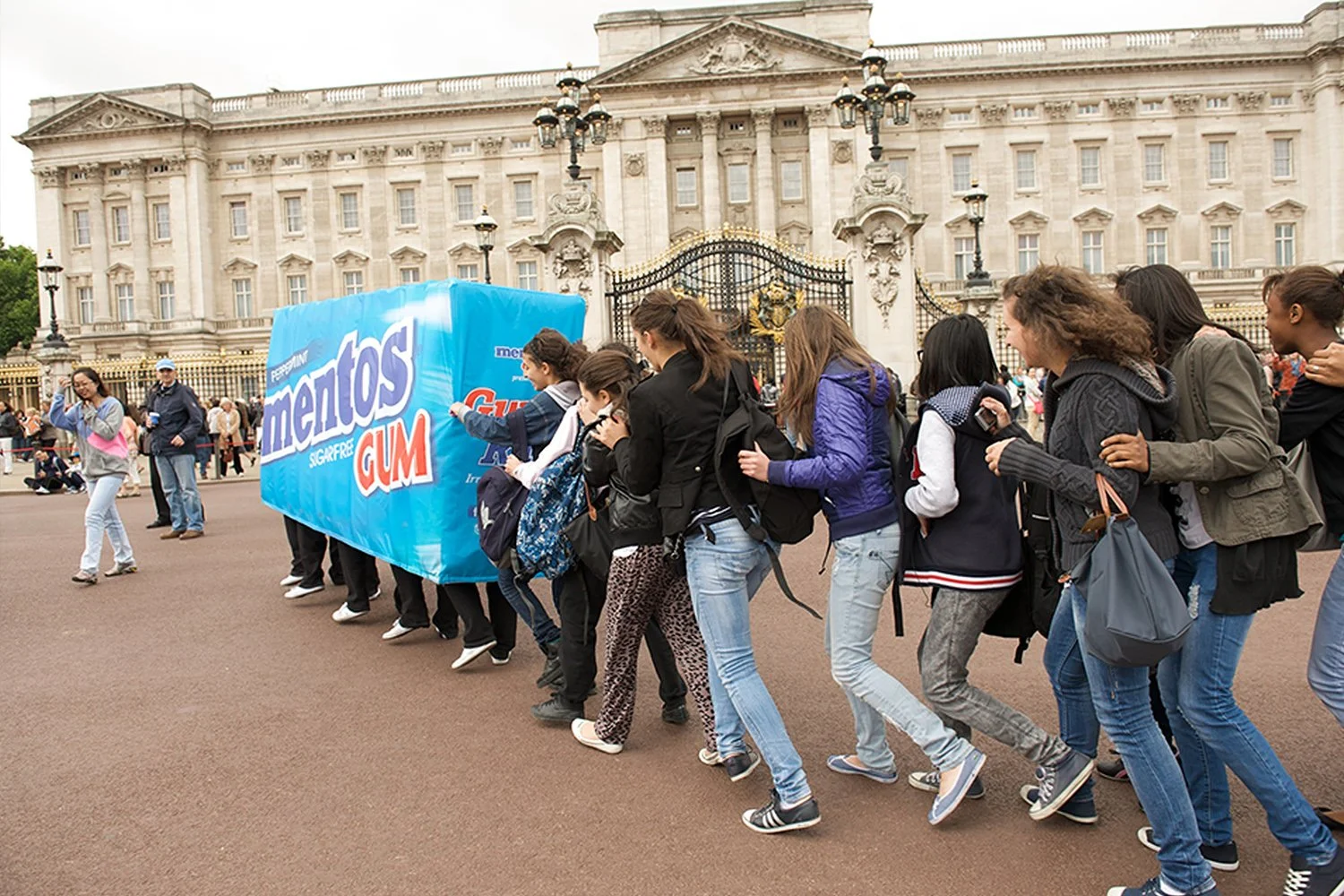 Mentos Gum on the Run – sampling campaign
