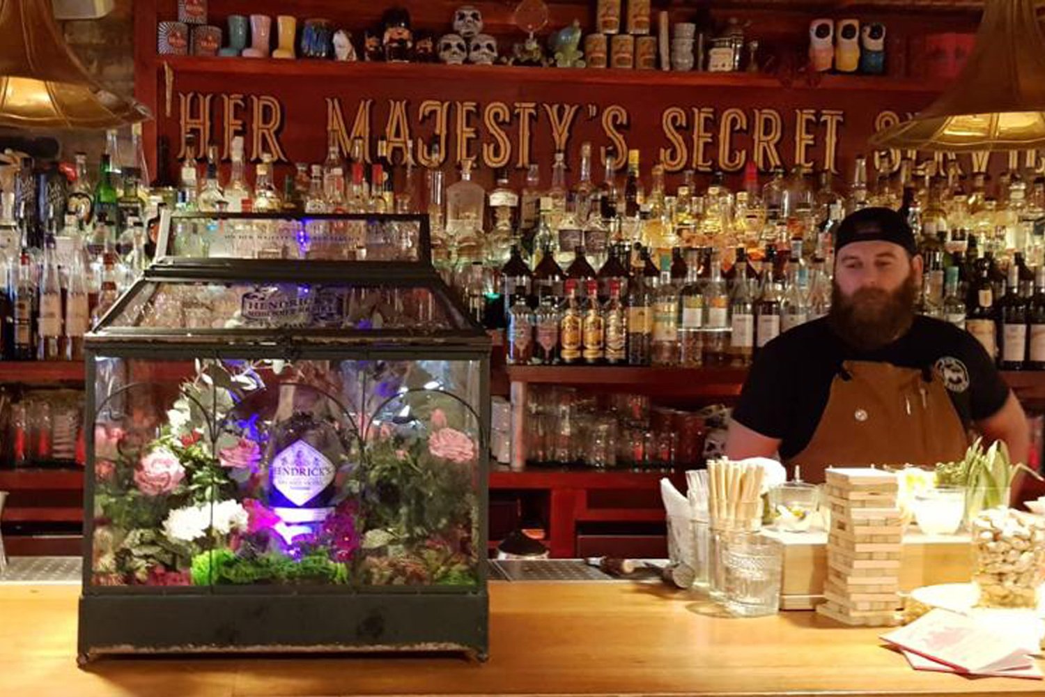 Hendrick's Gin – bespoke terrarium gift for bars