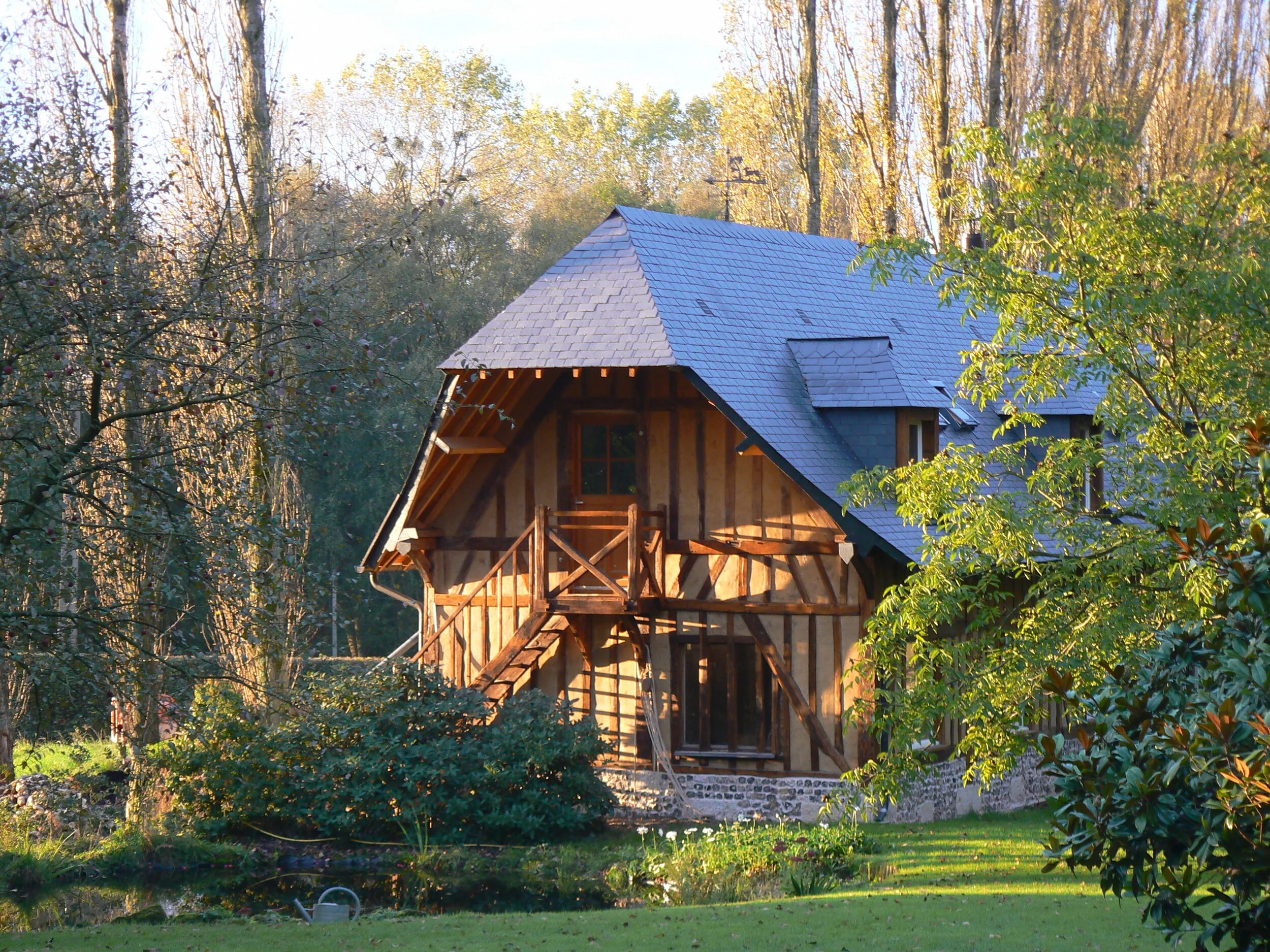 Maison soleil couchant.JPG