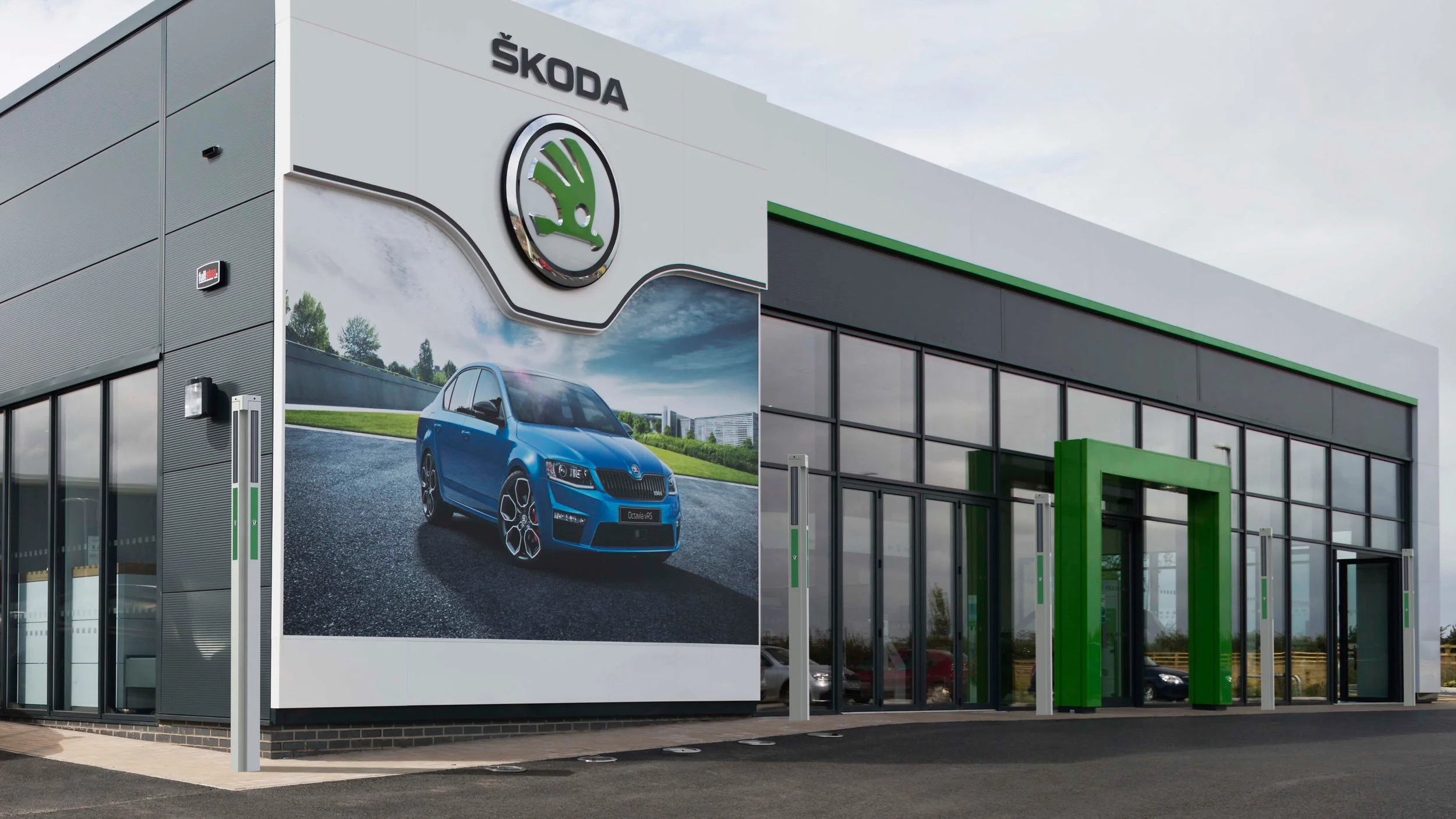 Skoda_Dealer_MOCK2_Final.jpg