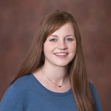 Chloe Shrader_Crop_08_LowRes_Color_097.jpg
