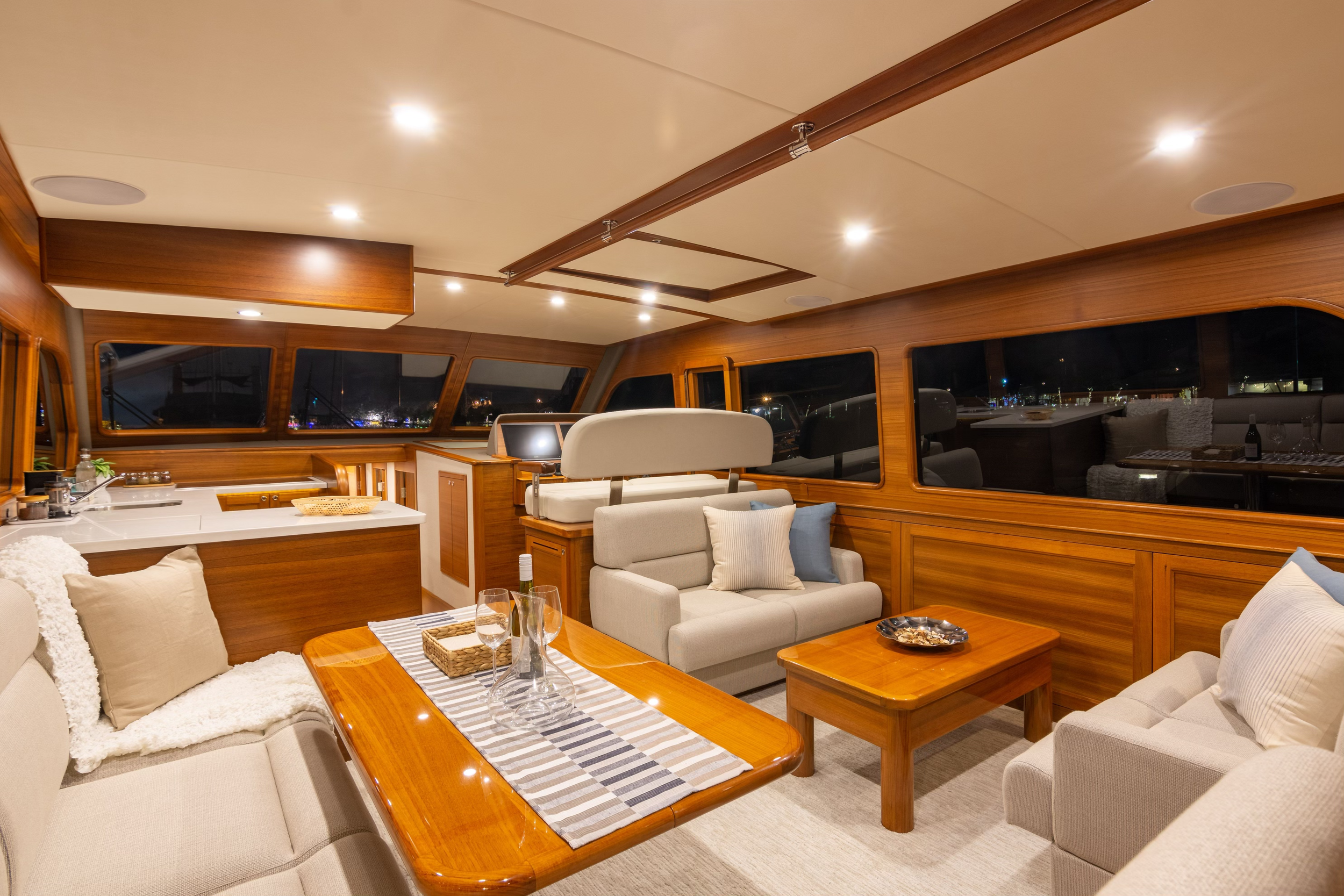 Starboard Side Salon Main Deck