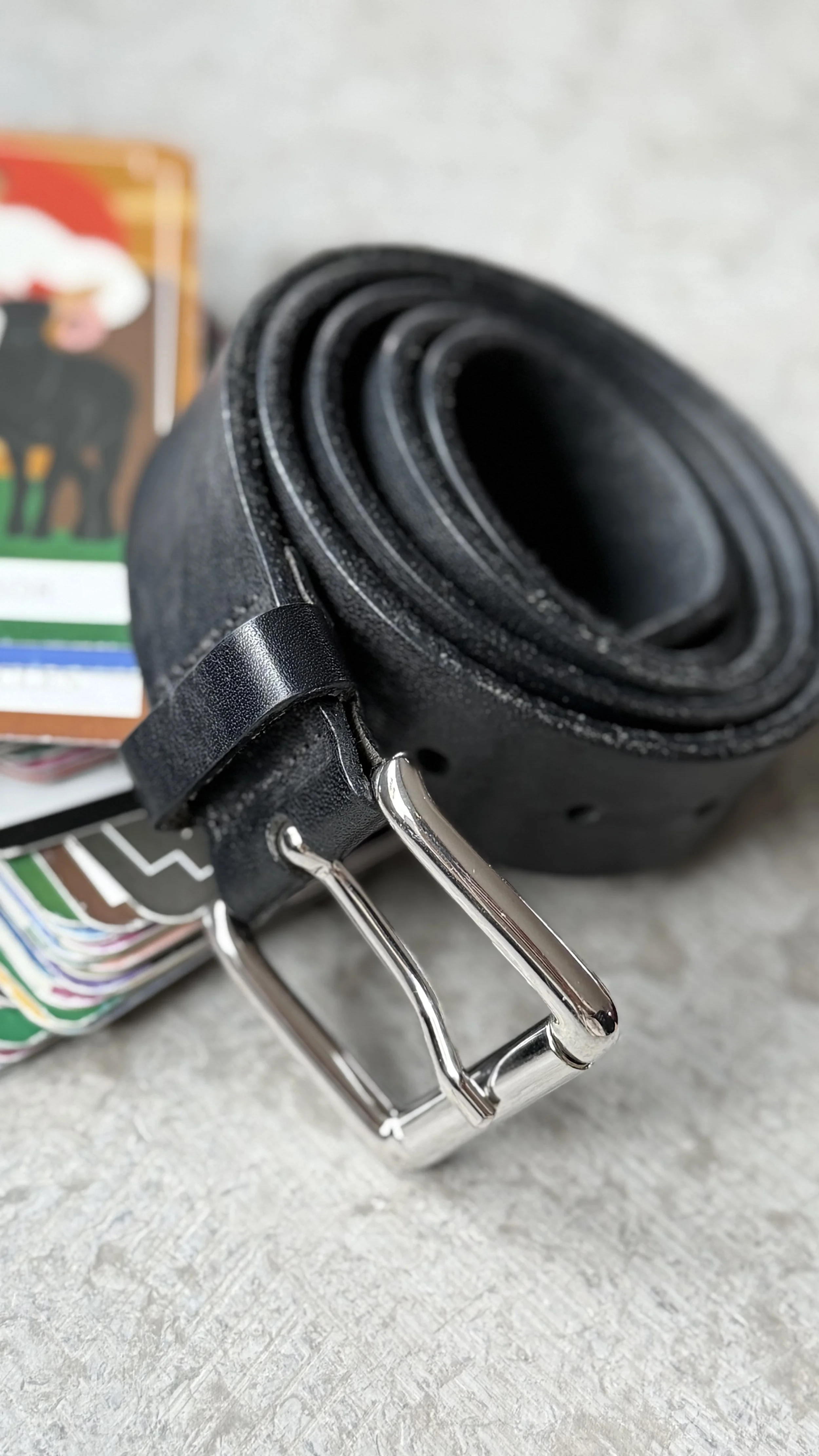 Classic but not black_2.jpg