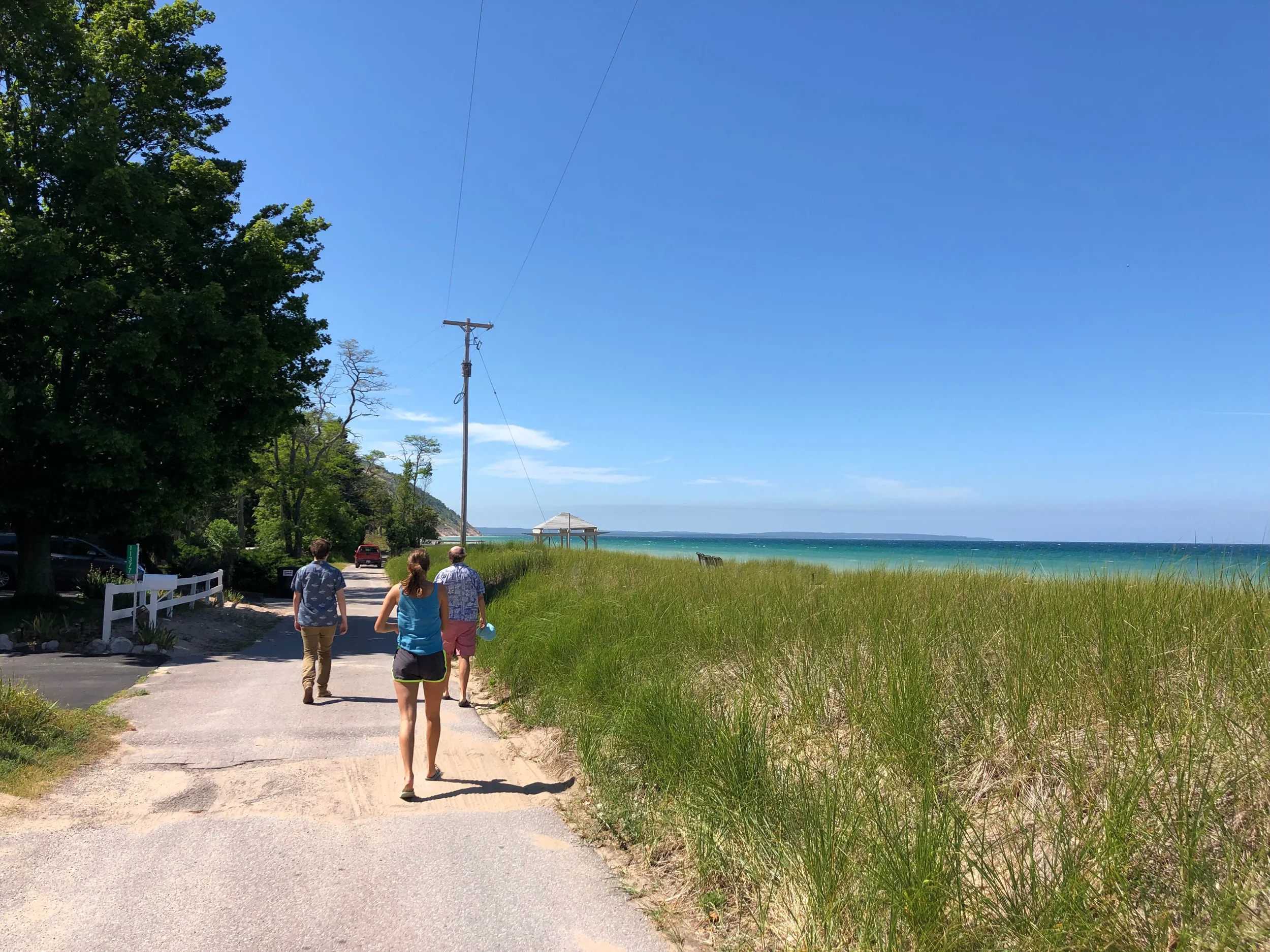 Walking to town for lunch. Slow poke mom with her camera is always bringing up the rear.