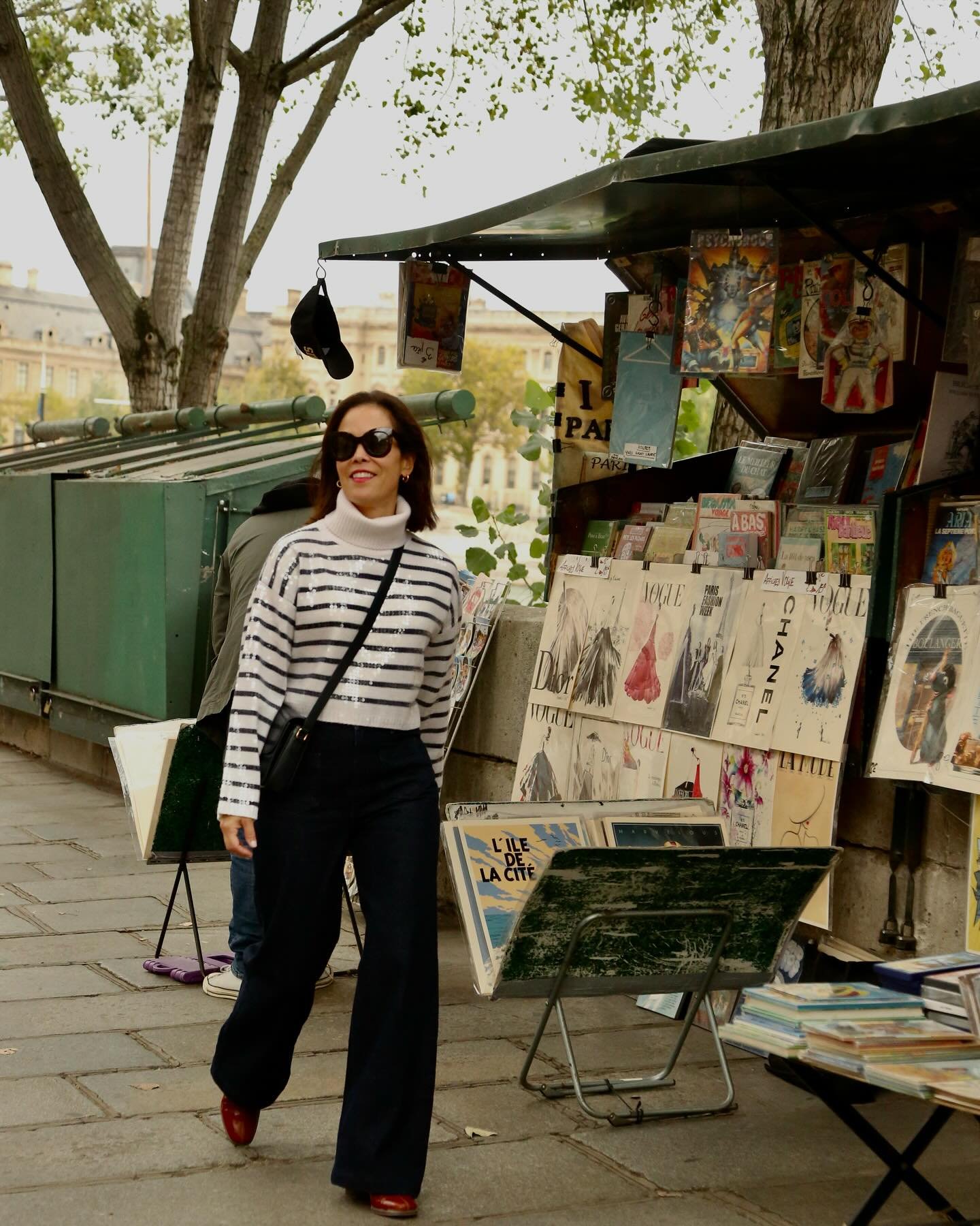 We were so thrilled to have the @lavieongrand founder Noelani Meirowsky be part of our Suitcase Stories! Her interview went out in our newsletter last week and is now on our new website. @lavieongrand is Tricia&rsquo;s go to Paris source and inspirat