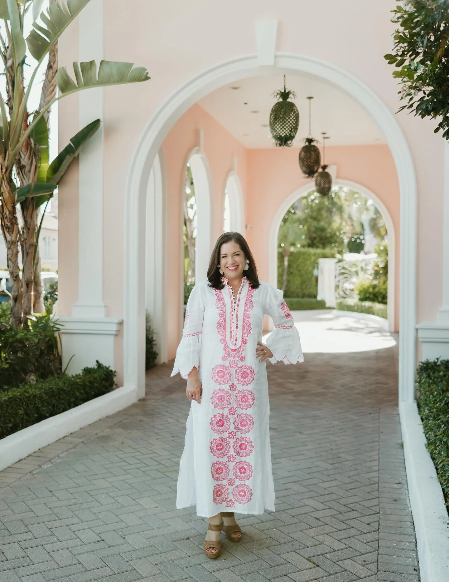 HAPPY FRIDAY!! Did anyone notice anything new this week? We sent two newsletters! Be on the lookout for Toi et Moi which will now be coming to you on Tuesday AND Thursday mornings! We also have fabulous Suitcase Stories to share with you in the comin