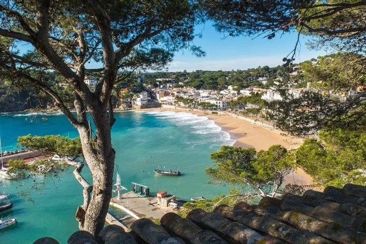 Llafranc!! We cannot wait to bring our guests to visit this fabulous Spanish beach community! September 2026! Photo @triciaheaton