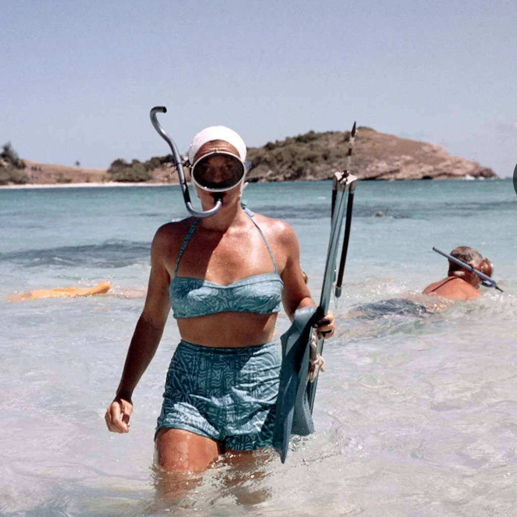 Heading to warm weather to celebrate SLIM AARONS. Cannot wait to co-host the party Friday night with @lycettedesigns in honor of of our Island Hopper alum/teacher and dear friend Mary Aarons and the fabulous new Slim Aarons needlepoint line!! Come sa