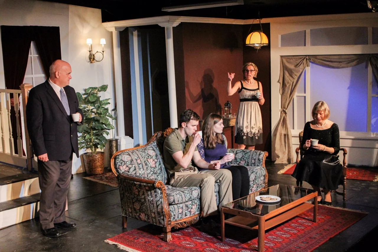 Avery (Jason Nykiel) and his fiancée, Gillian (Alex Sturycz) meet together for the first time with Avery's family that includes, from left, his dad Stanford (Mike Crowley), Aunt Ester (Laura Larson) and his mother Evelyn in a scene from Lake Country…