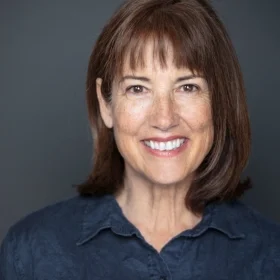 Jocelyn Head Shot 1 MB.jpg