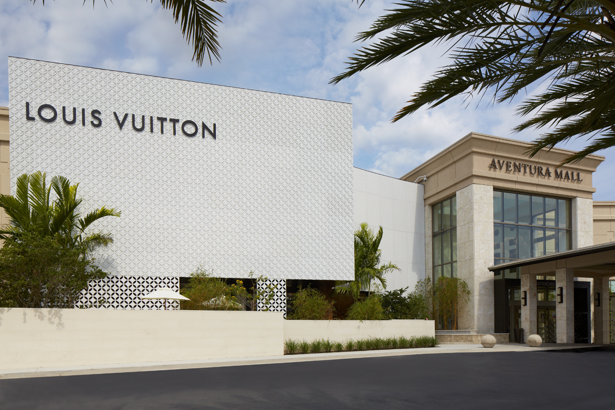 File:Louis Vuitton Aventura Mall.jpg - Wikimedia Commons