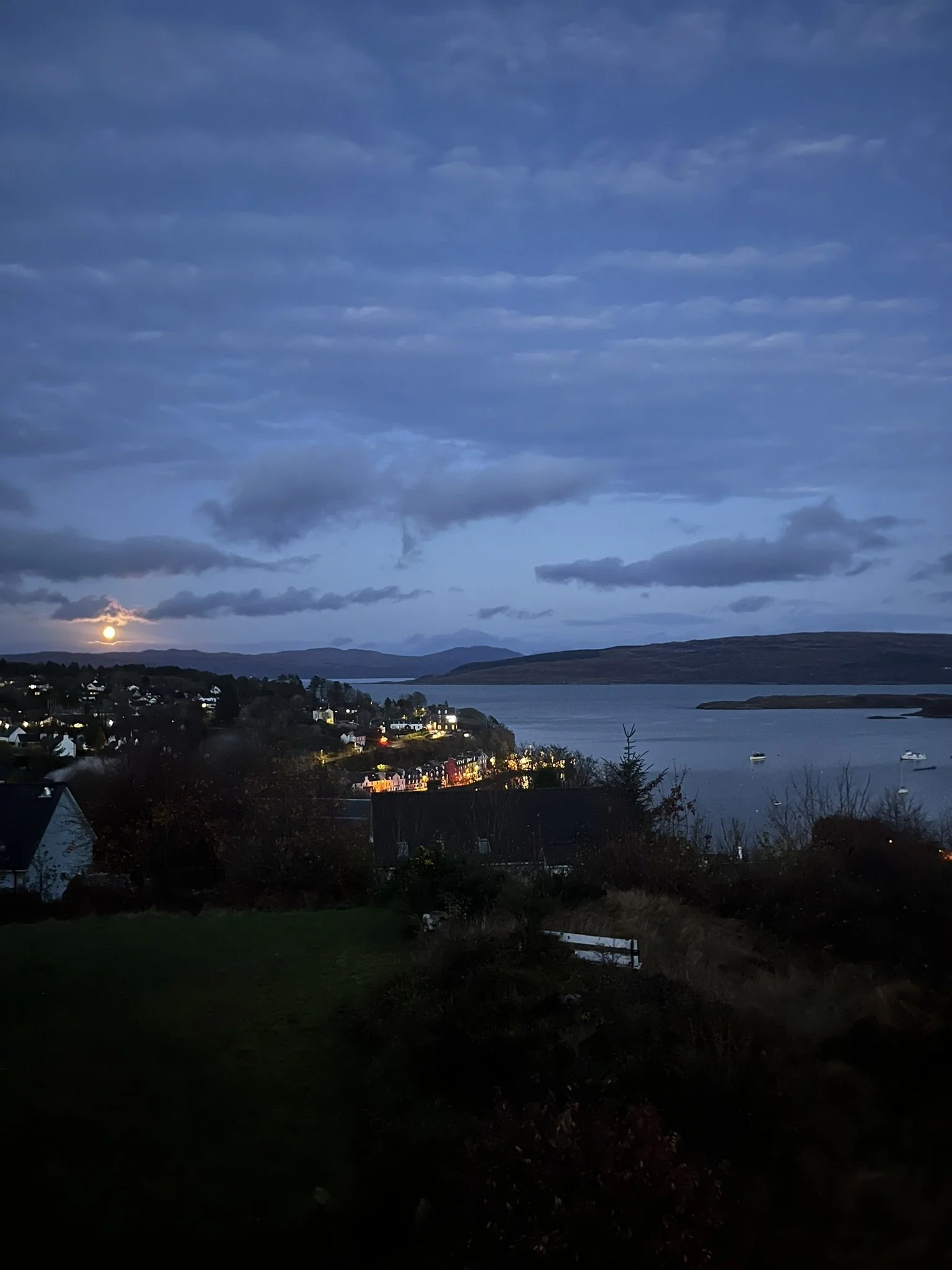Day and night in Tobermory