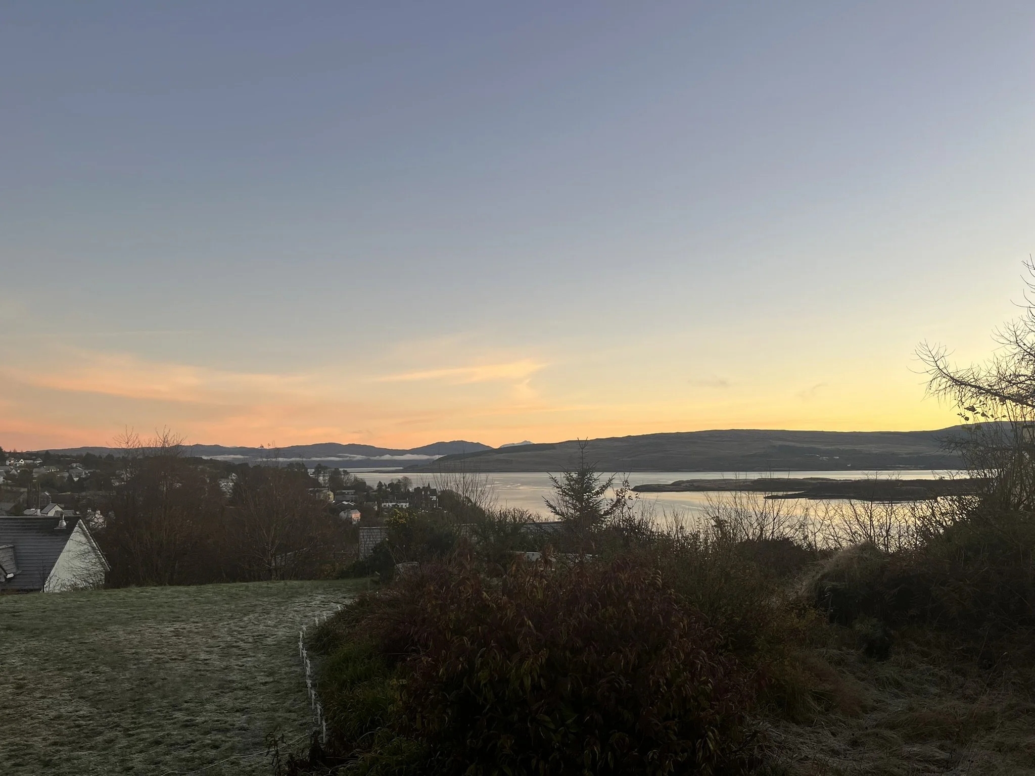 found us - business consulting and headhunting