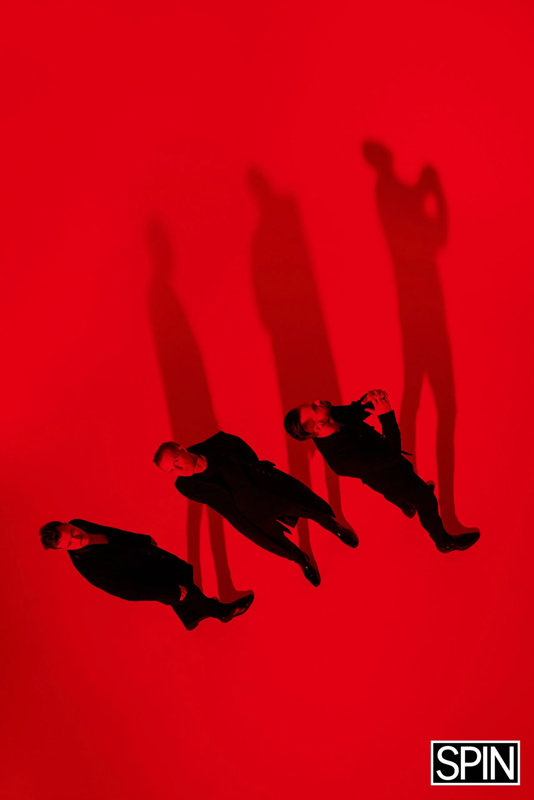 SPIN_Cover_Story-RÜFÜS_DU_SOL-Hero_Image-5-scaled.jpg