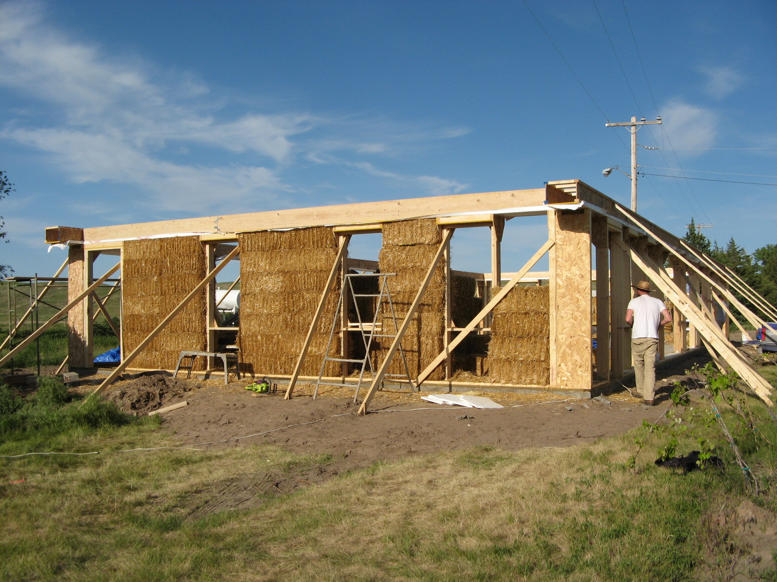  Bale walls going up 