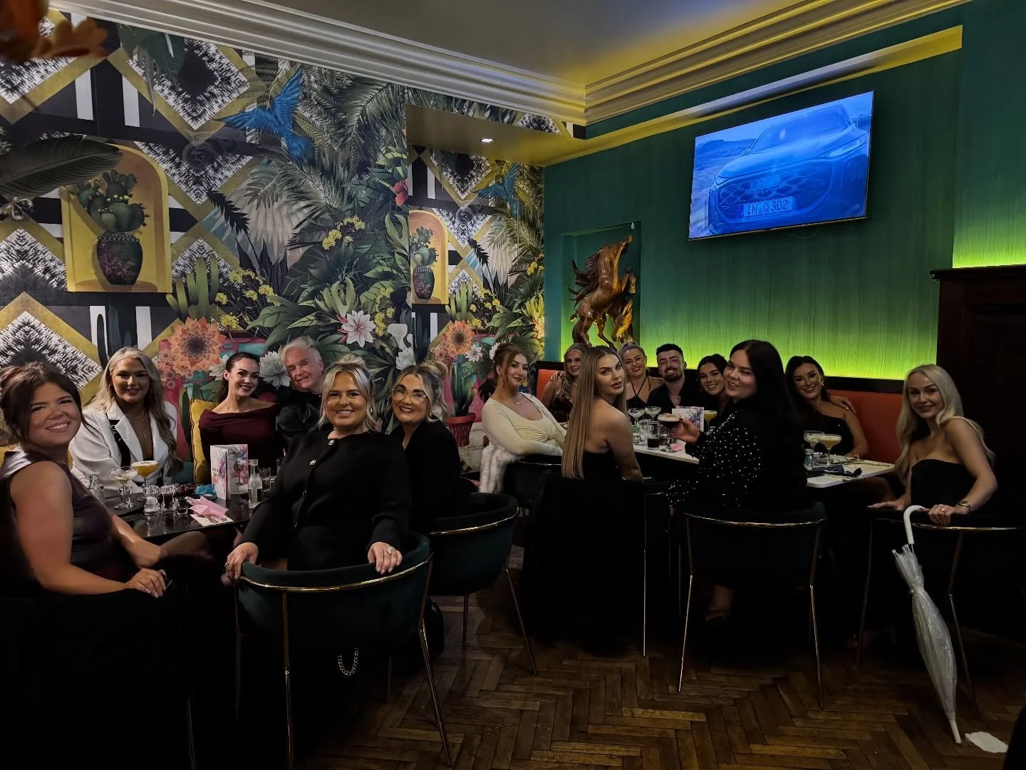 The best Christmas party with the best people🥰🎉

We are so blessed to have the most amazing talented team in both Galway and Limerick🥹

There will be a few sore heads today🤪 #gorgeouslocks #christmasparty