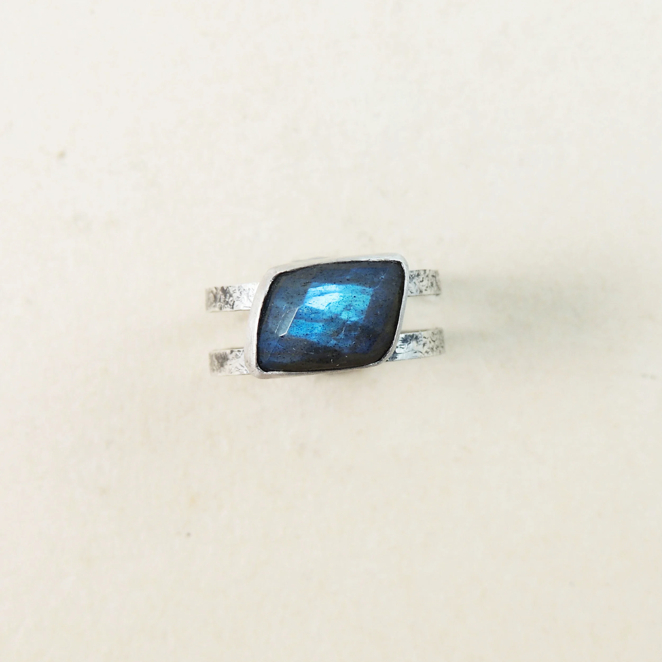 cosmic labradorite rings Parallelogram size 7.jpg