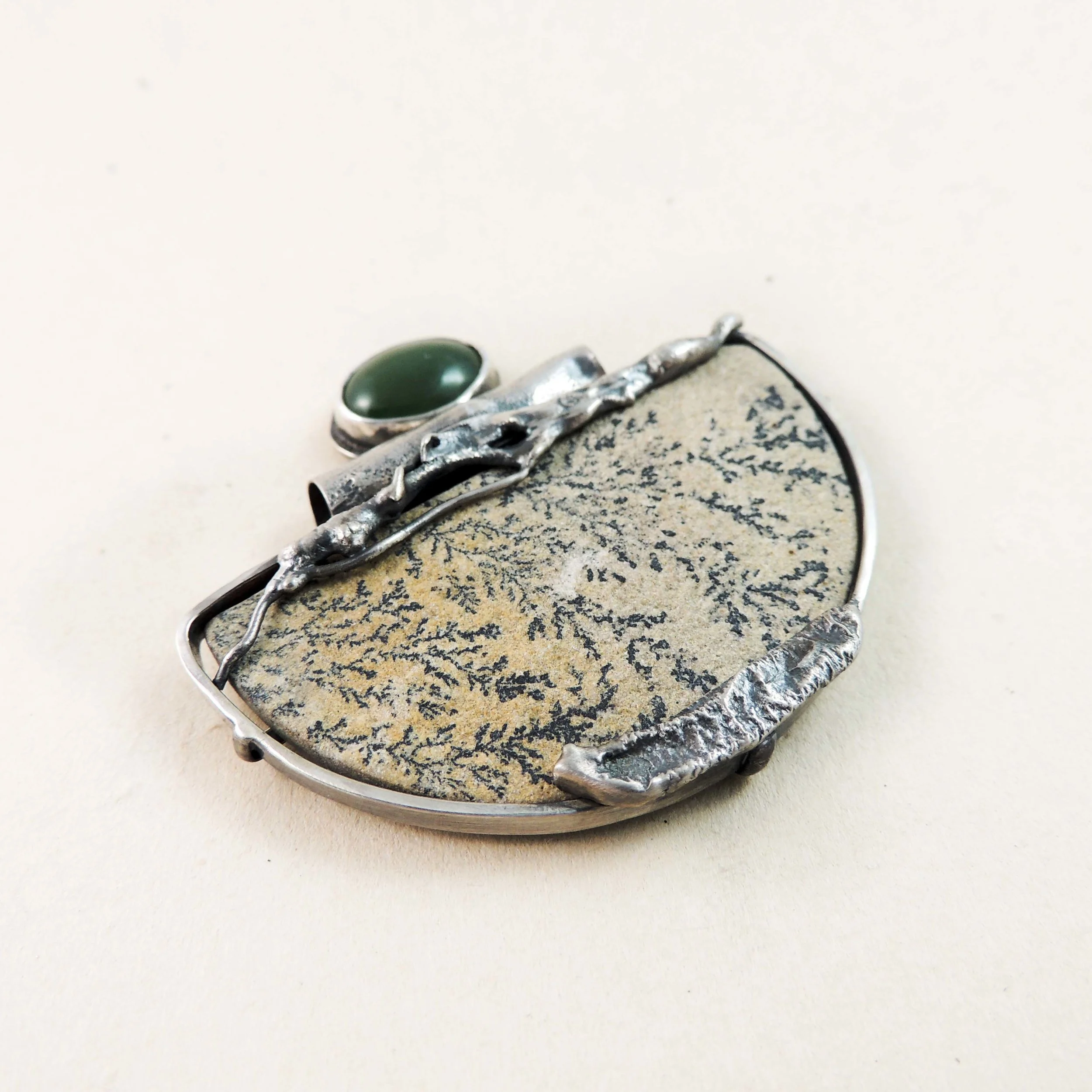 Dreaming tree pendant 4.jpg