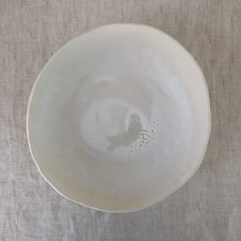 XL_moon_bowl_curved_glaze.jpg