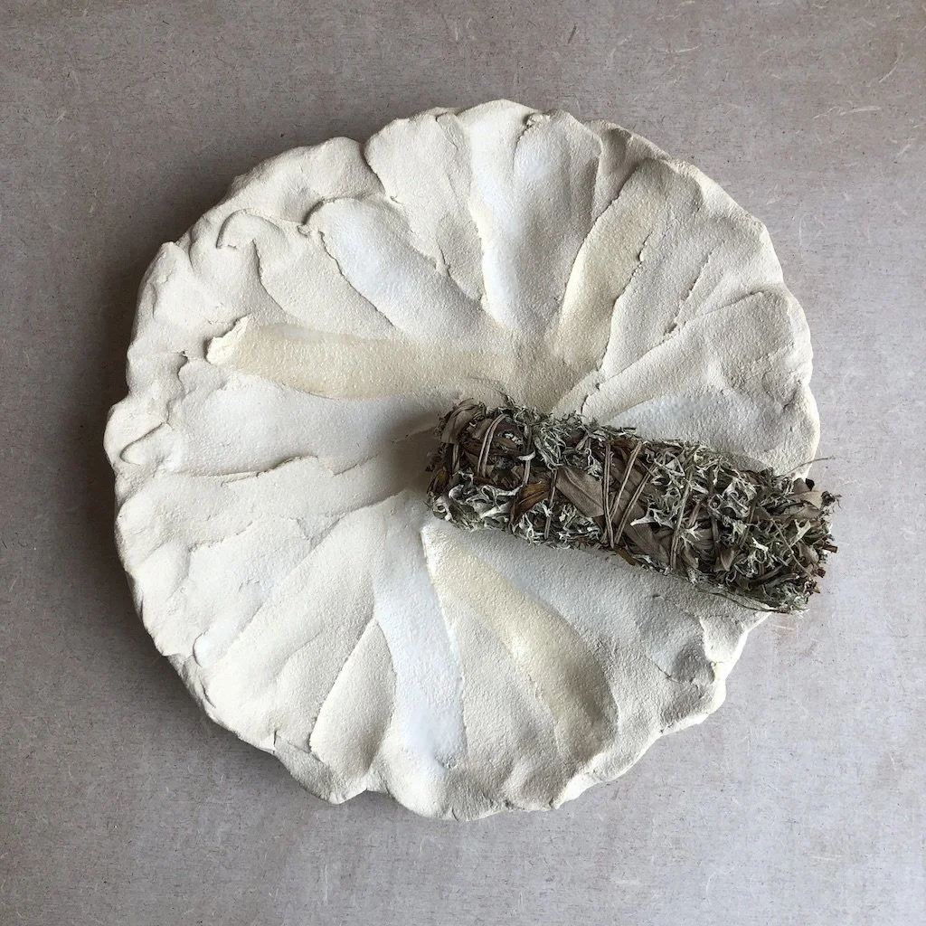 Carnation Vessel Large_boven_sage.jpg