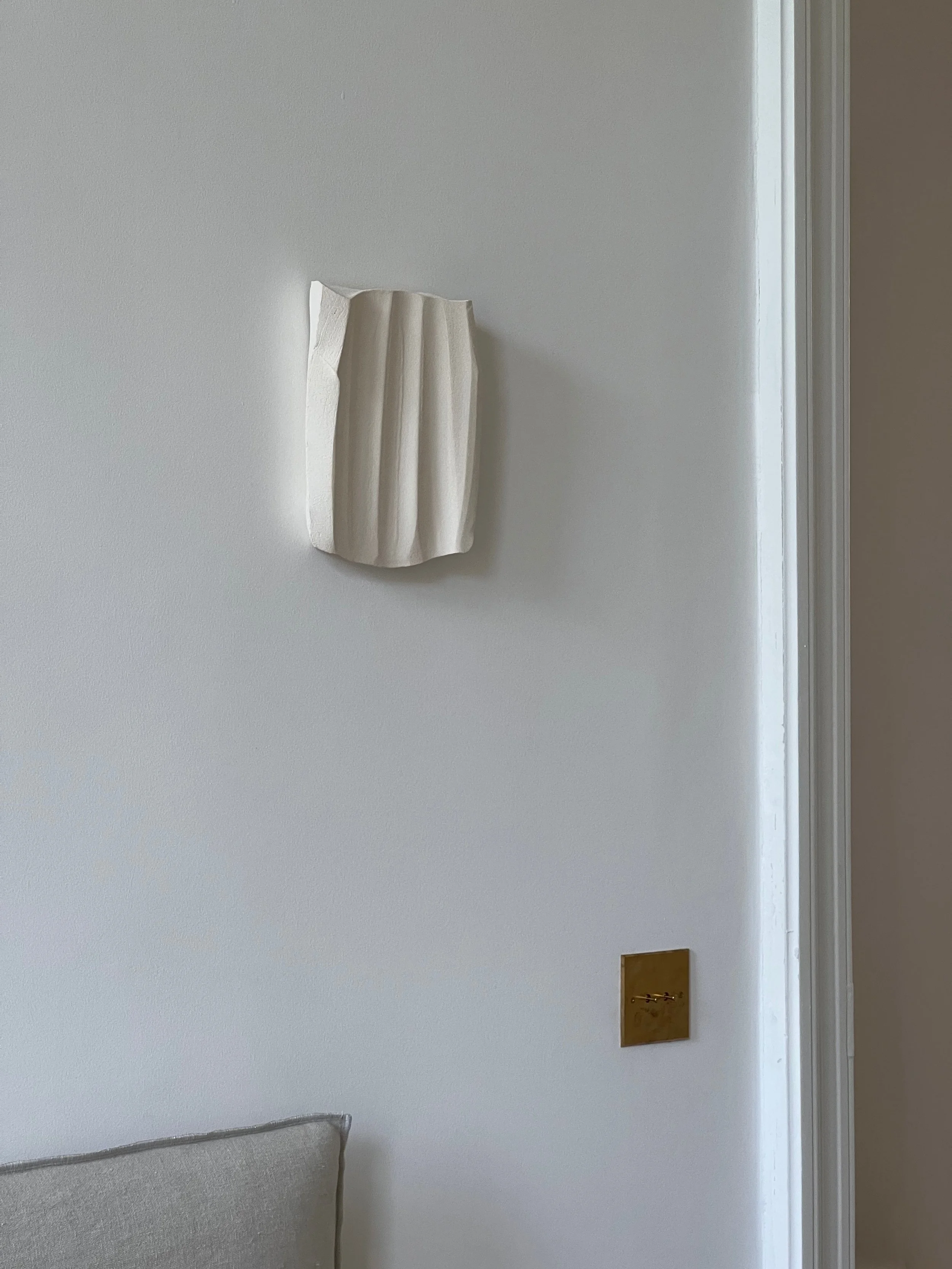 Atua Wall Object_style_vert•.jpg