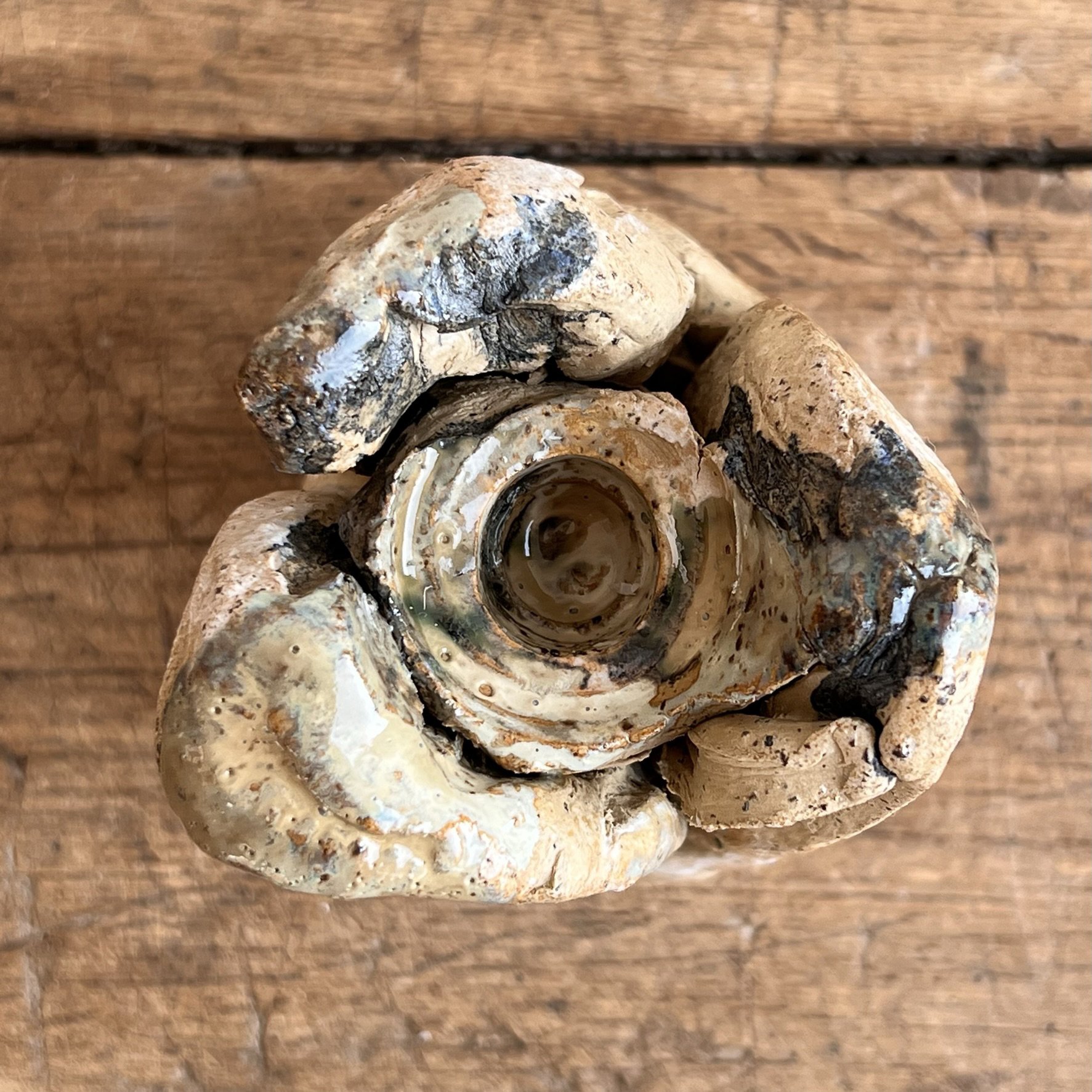 Pakohu Candle Holder_boven_close.jpg