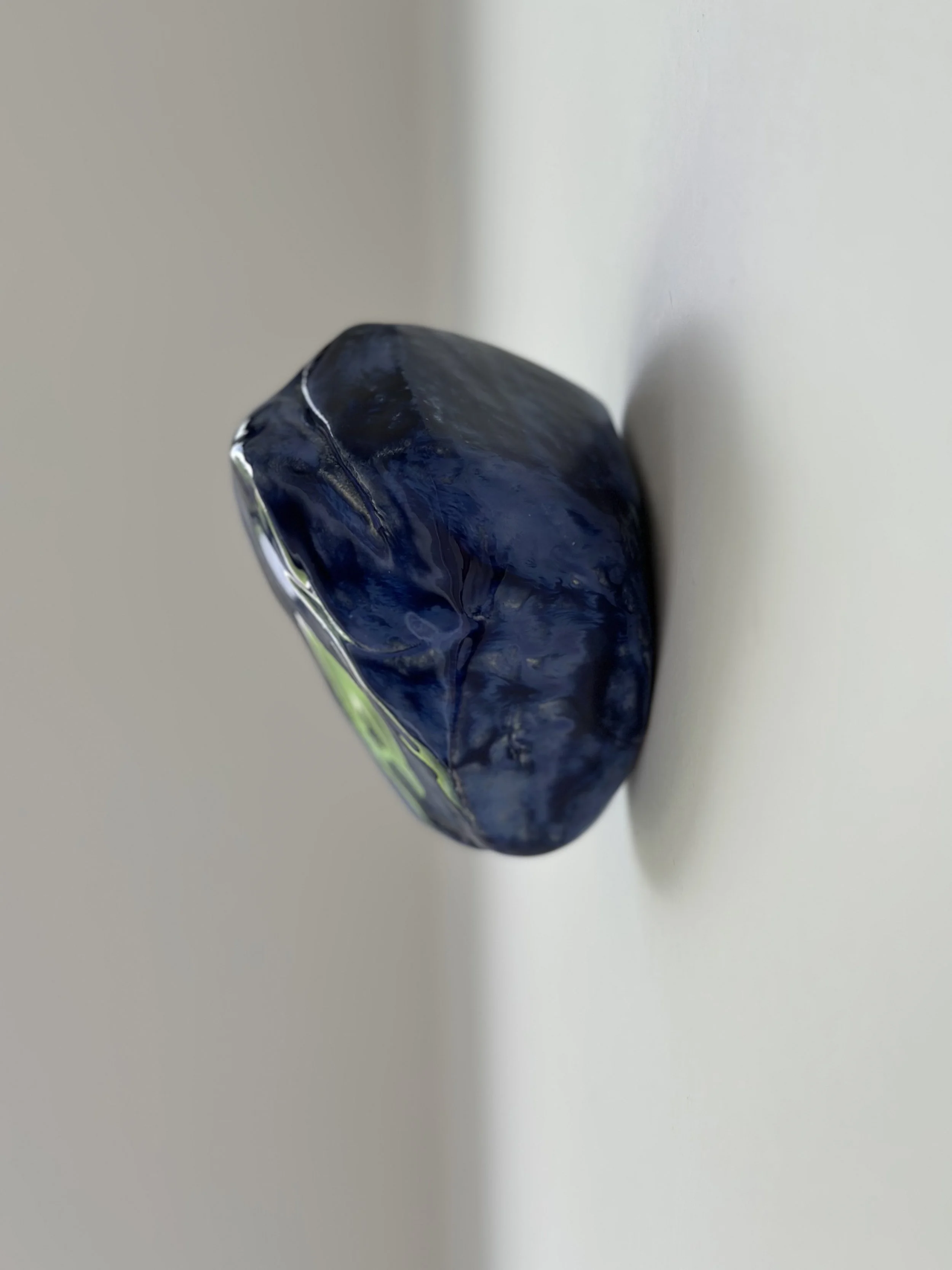 Sapphire Wall Object_zij_close_bis2_vert.jpg