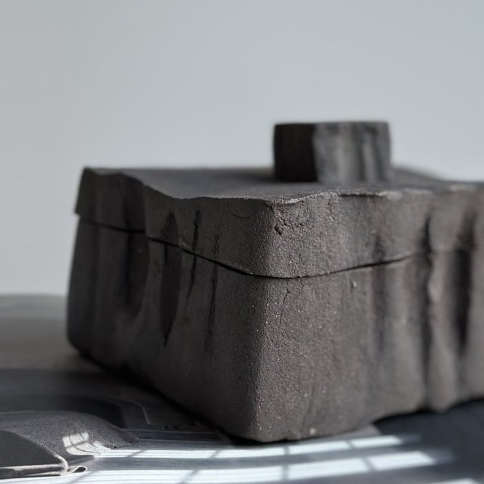 Piringa Box M_voor_close_style.jpg