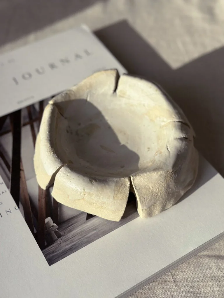 Takutai Vessel_style_sun_vert.jpg