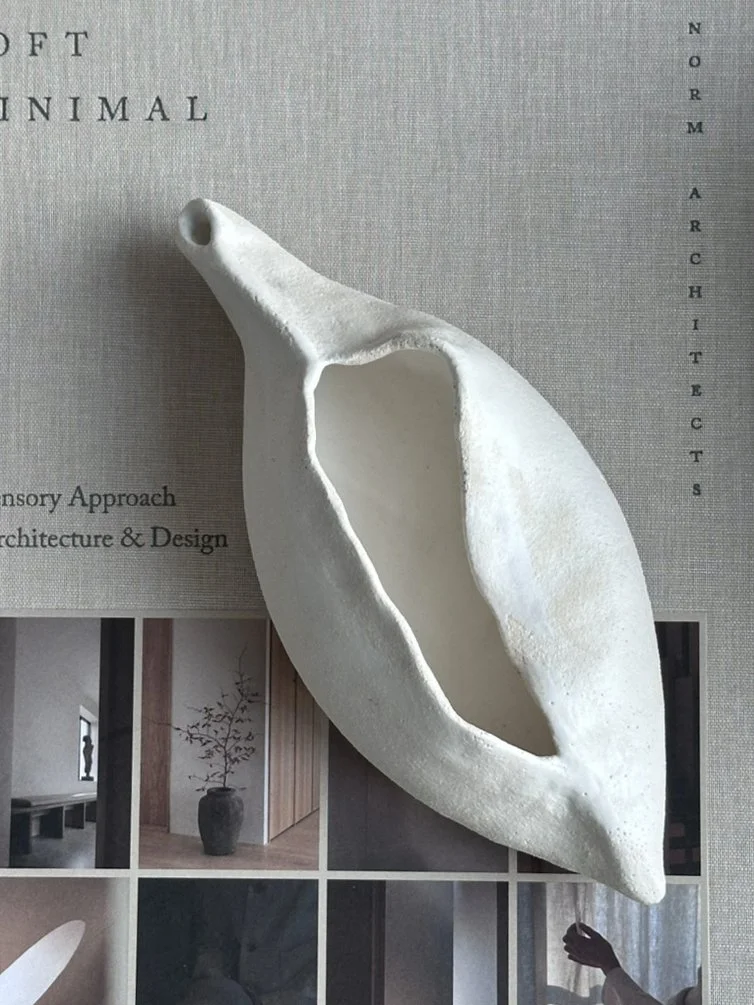 Puna Vessel_style_vert.jpg