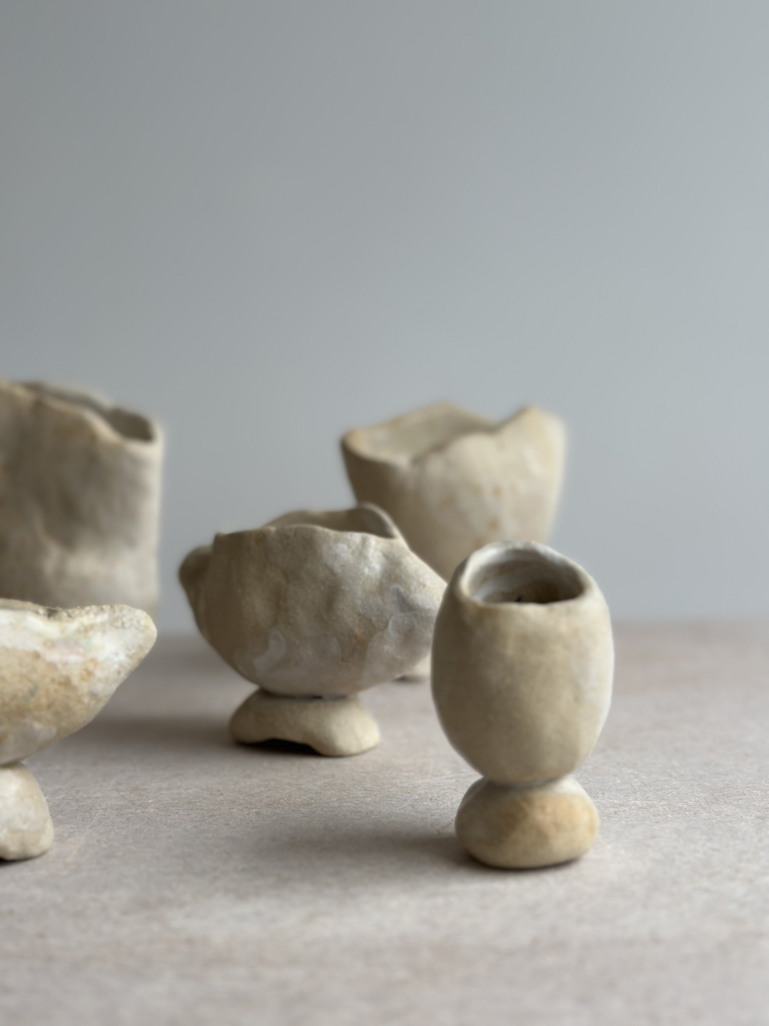 Aronui Vessels_set_sand_close_bis2_vert.jpg