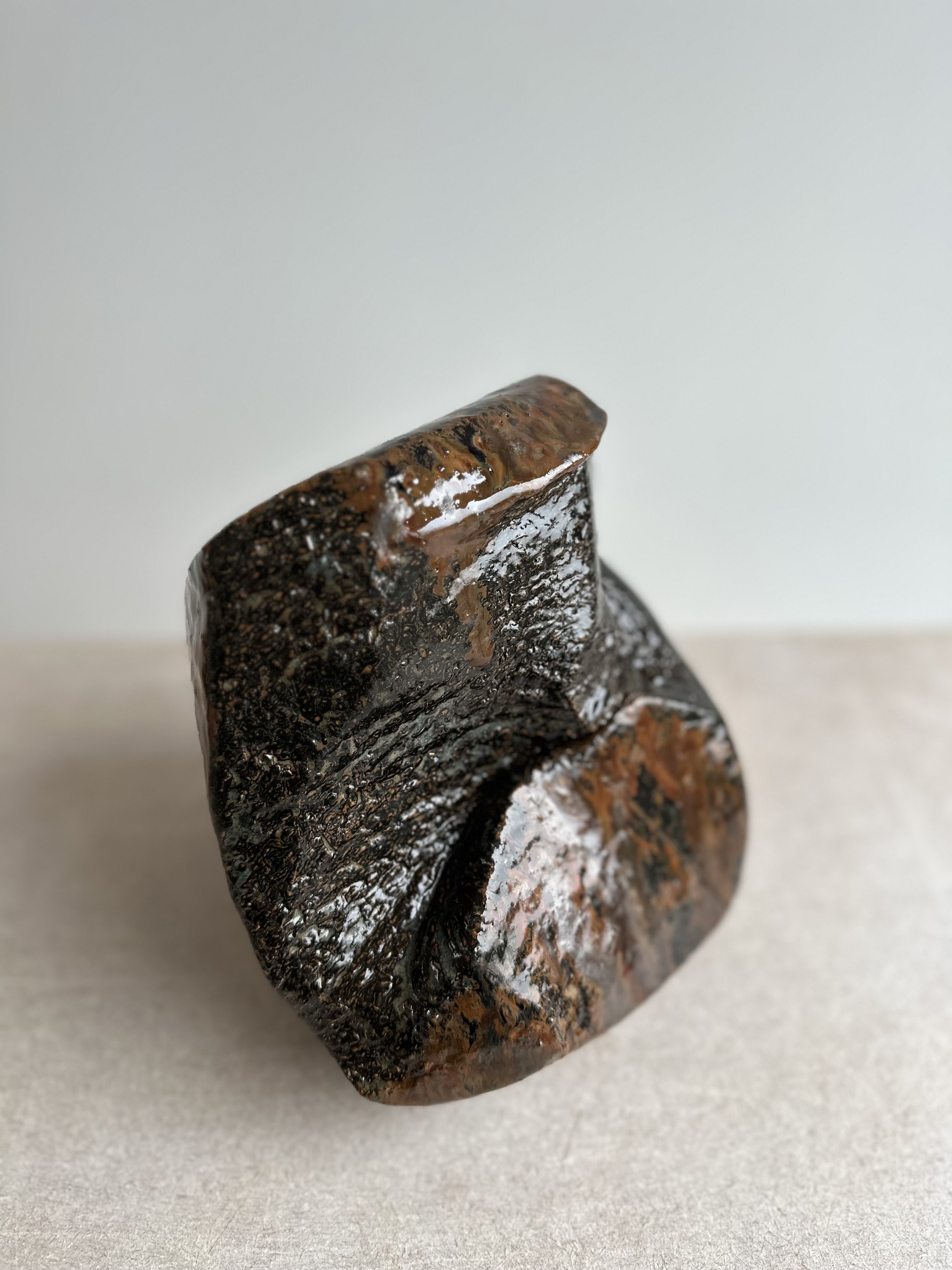 Mahogany Sculpture_boven_vert.jpg